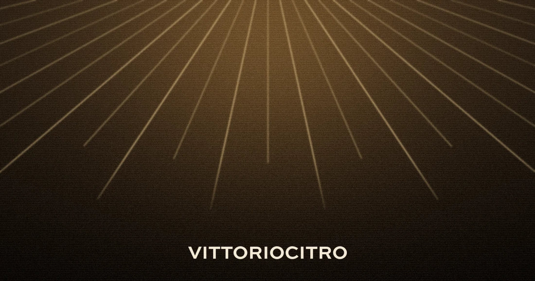 Vogue World Milano 2026: copertina astratta con i raggi di luce della cupola della Galleria