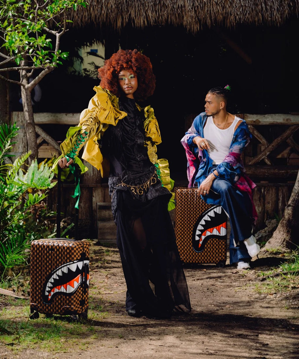 Trolley Sprayground Sharks in Paris per viaggi