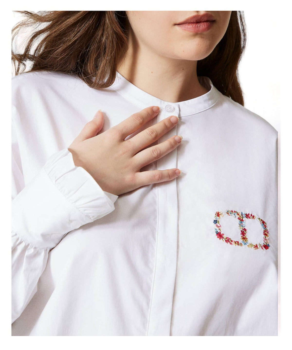 Camicia in popeline con ricamo Oval T a fiori-Twinset-Camicie-Vittorio Citro Boutique