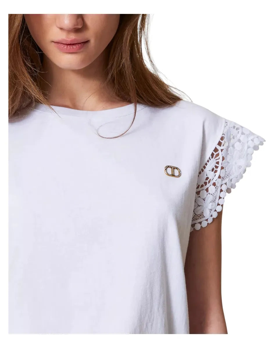 T-shirt in cotone con maniche ad aletta in pizzo-Twinset-Pantaloni-Vittorio Citro Boutique
