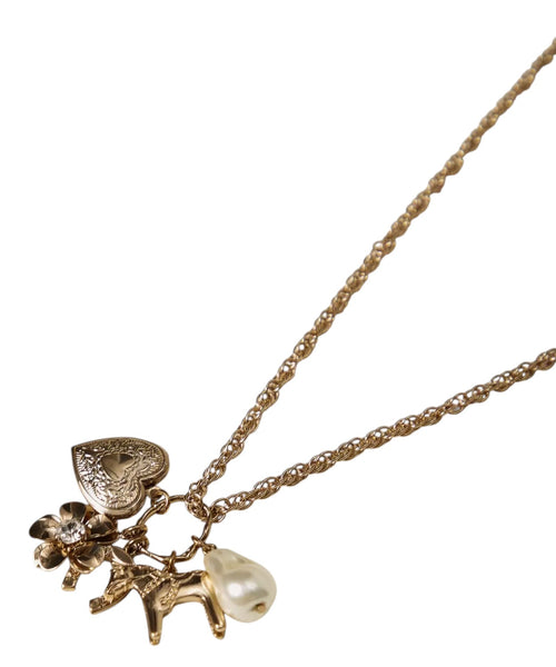 Collier en or ancien avec charm et perle