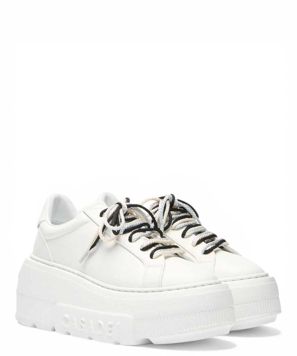 Baskets Casadei Nexus en cuir avec semelle compensée et lacets contrastants