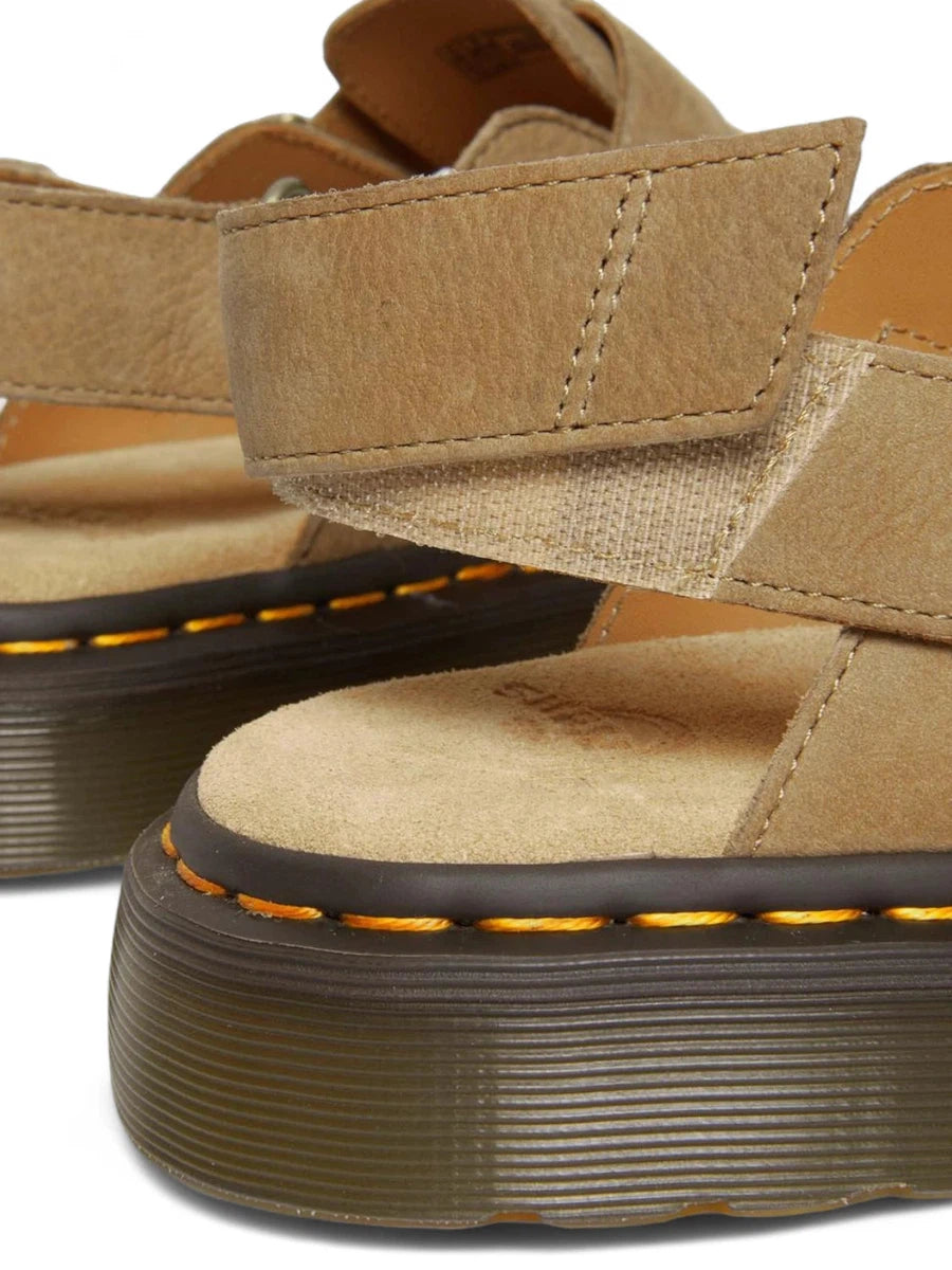 Jorge Mules II in Nabuk Martellata con Cinturino-Dr. Martens-Sandali-Vittorio Citro Boutique