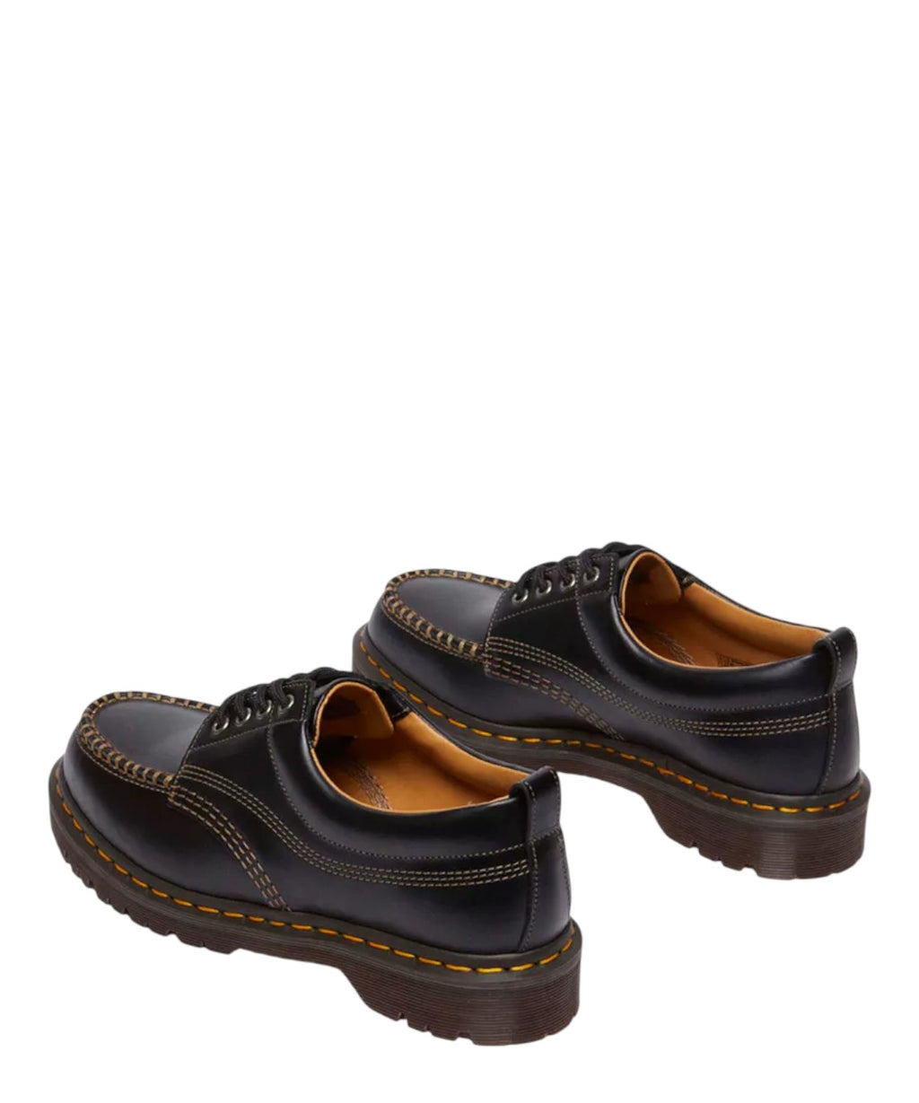 Dr. Martens Moc Toe Chaussures en Cuir Aniline