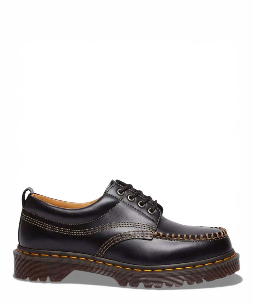Dr. Martens Moc Toe Chaussures en Cuir Aniline