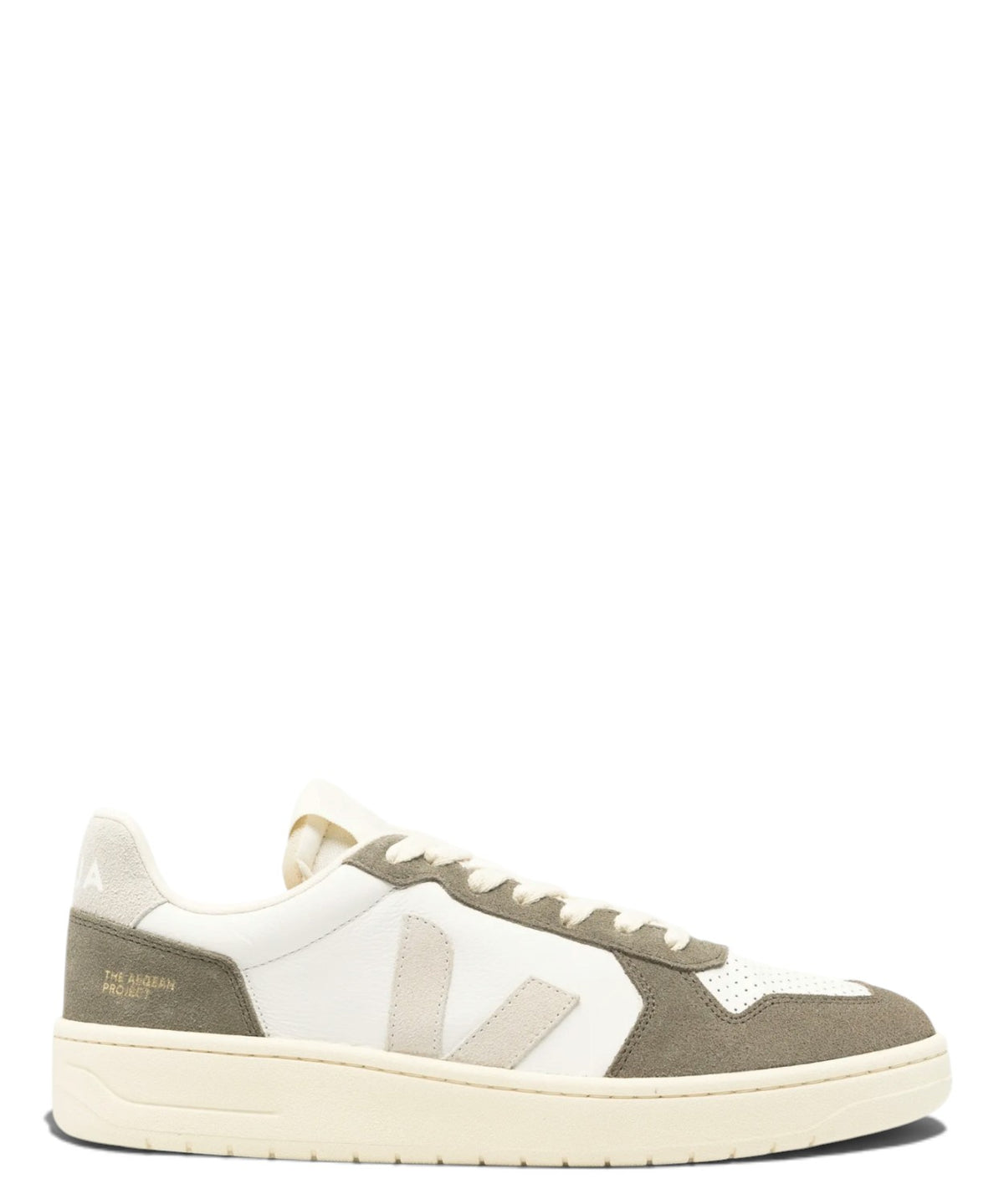 VEJA V-82 en cuir grainé blanc naturel kaki