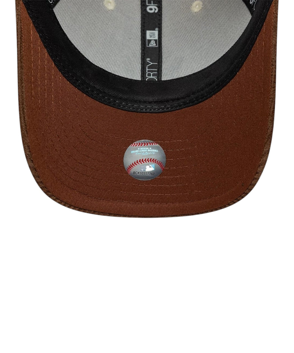 Cappellino New Era 9Forty New York Yankees in Velluto a Coste