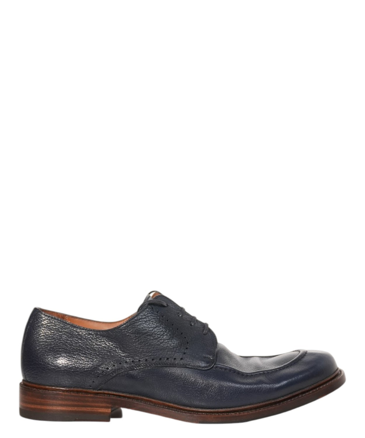 Derby en cuir martelé élégant pour toutes les occasions
