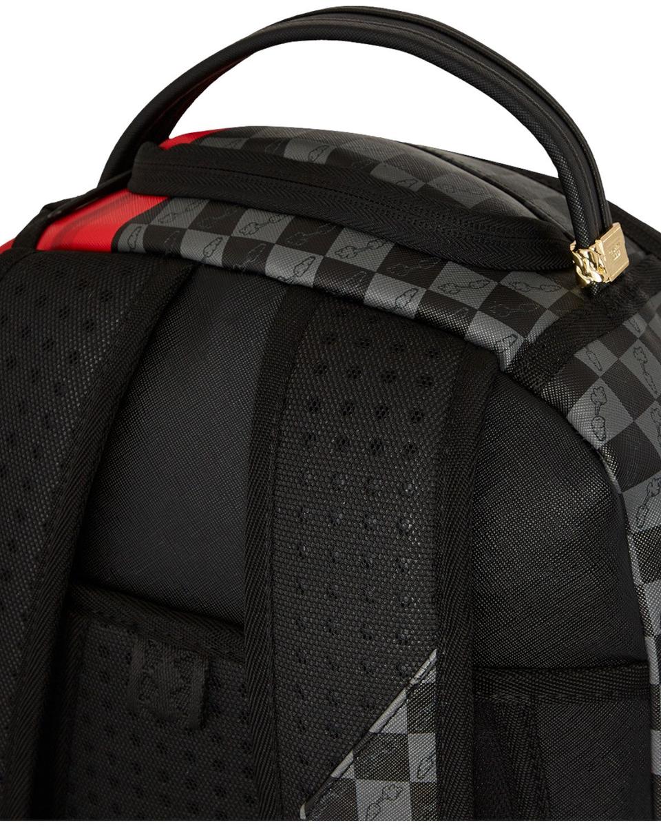 Bugs Curtain Reveal DLXSV-Sprayground-Zaini-Vittorio Citro Boutique