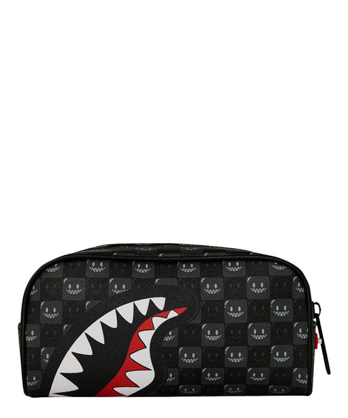 Pochette Sprayground Sharks in Paris per un look urban