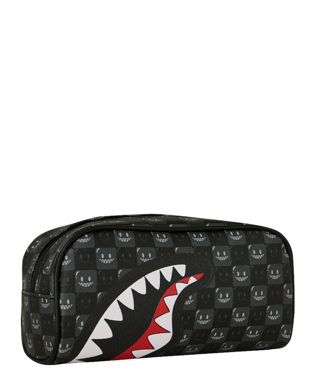 Pochette Sprayground Sharks in Paris per un look urban
