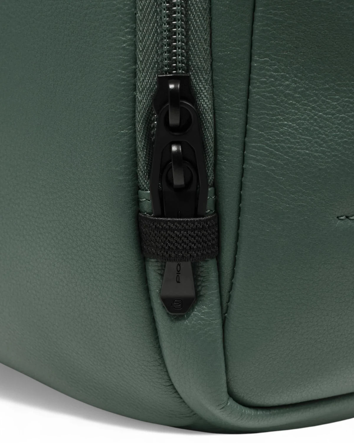 Zaino Uomo in Pelle Porta PC 13" con Sistema Antifurto-Zaini-Piquadro-Vittorio Citro Boutique