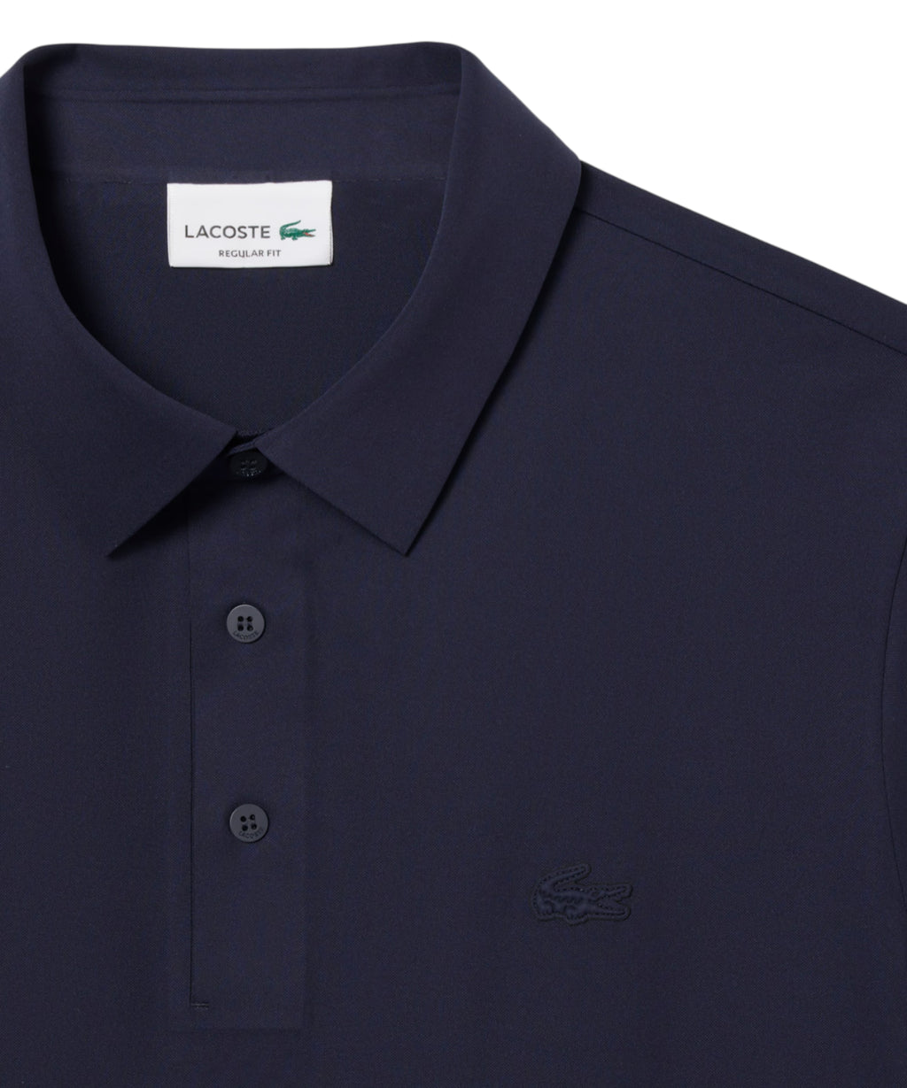Polo Lacoste Commuter coupe droite