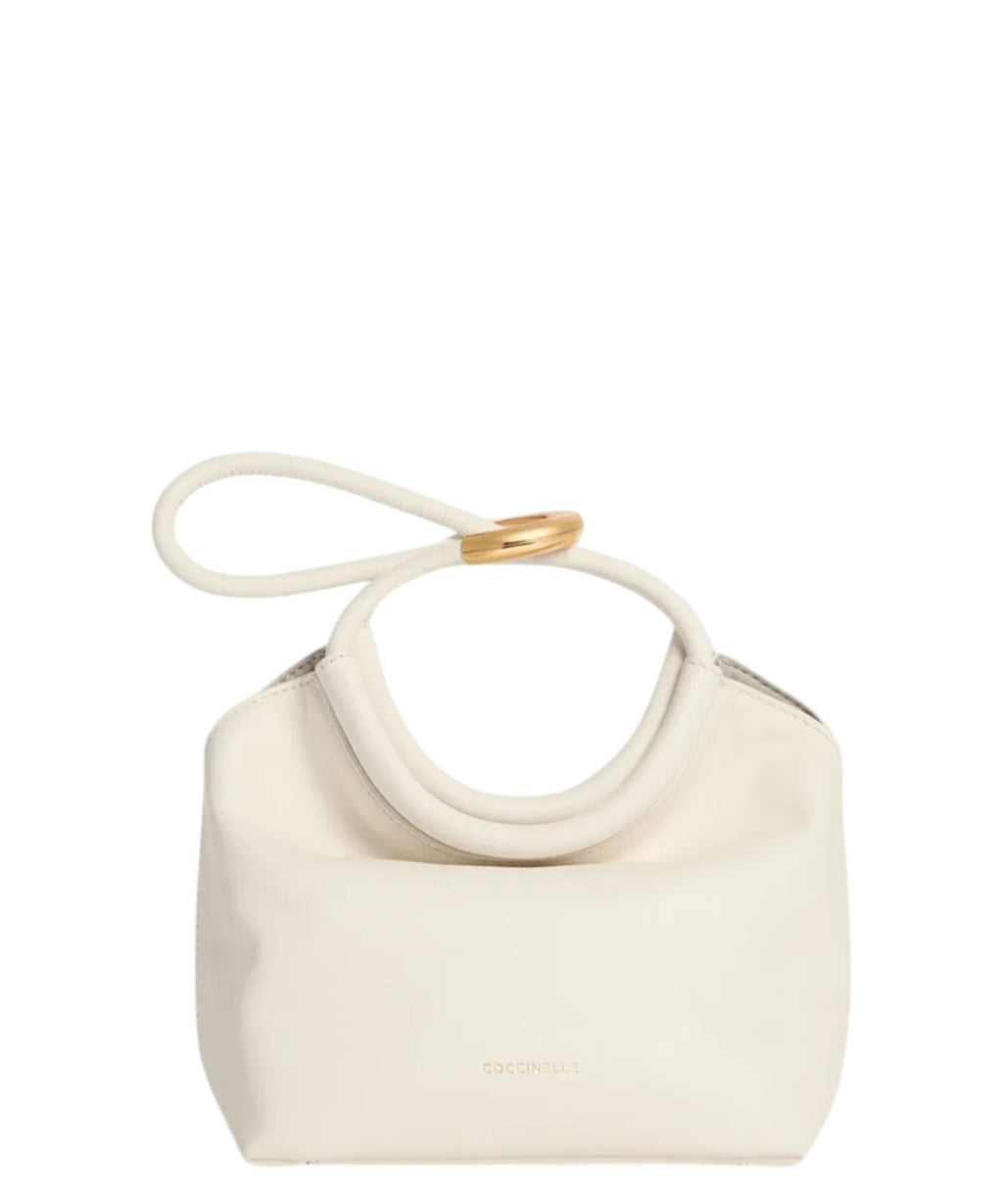 Coccinelle Finn Pouch Small en cuir lisse avec fermeture magnétique