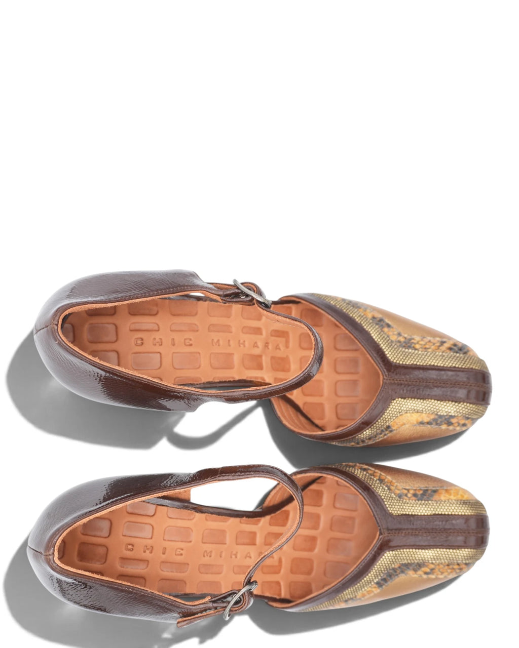 Chaussures Femme Chie Mihara Uydara en cuir brillant