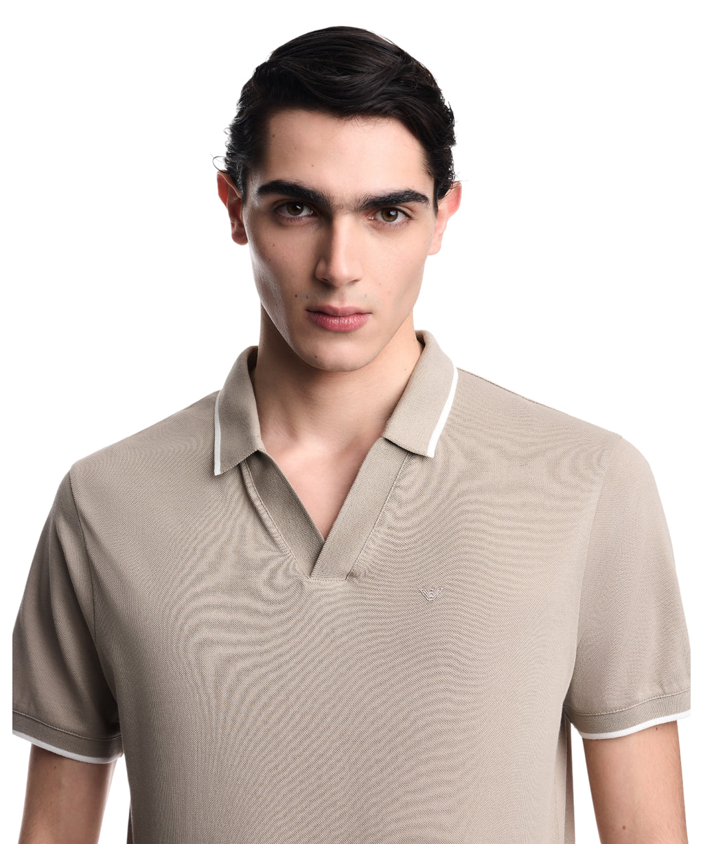 Polo homme en piqué de coton avec col en V