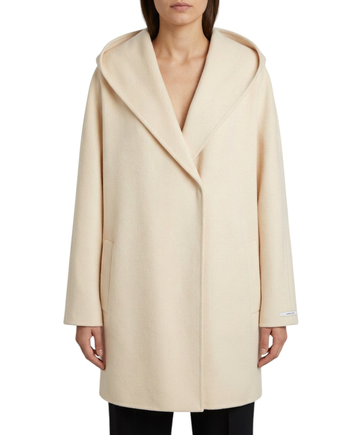 Cappotto Landa in Panno di Lana con Cappuccio e Cintura
