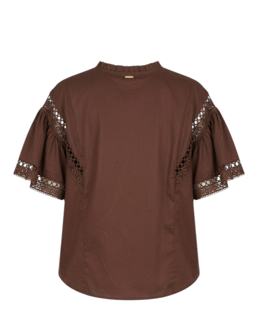 Blusa Twinset con maniche volant e inserti macramè