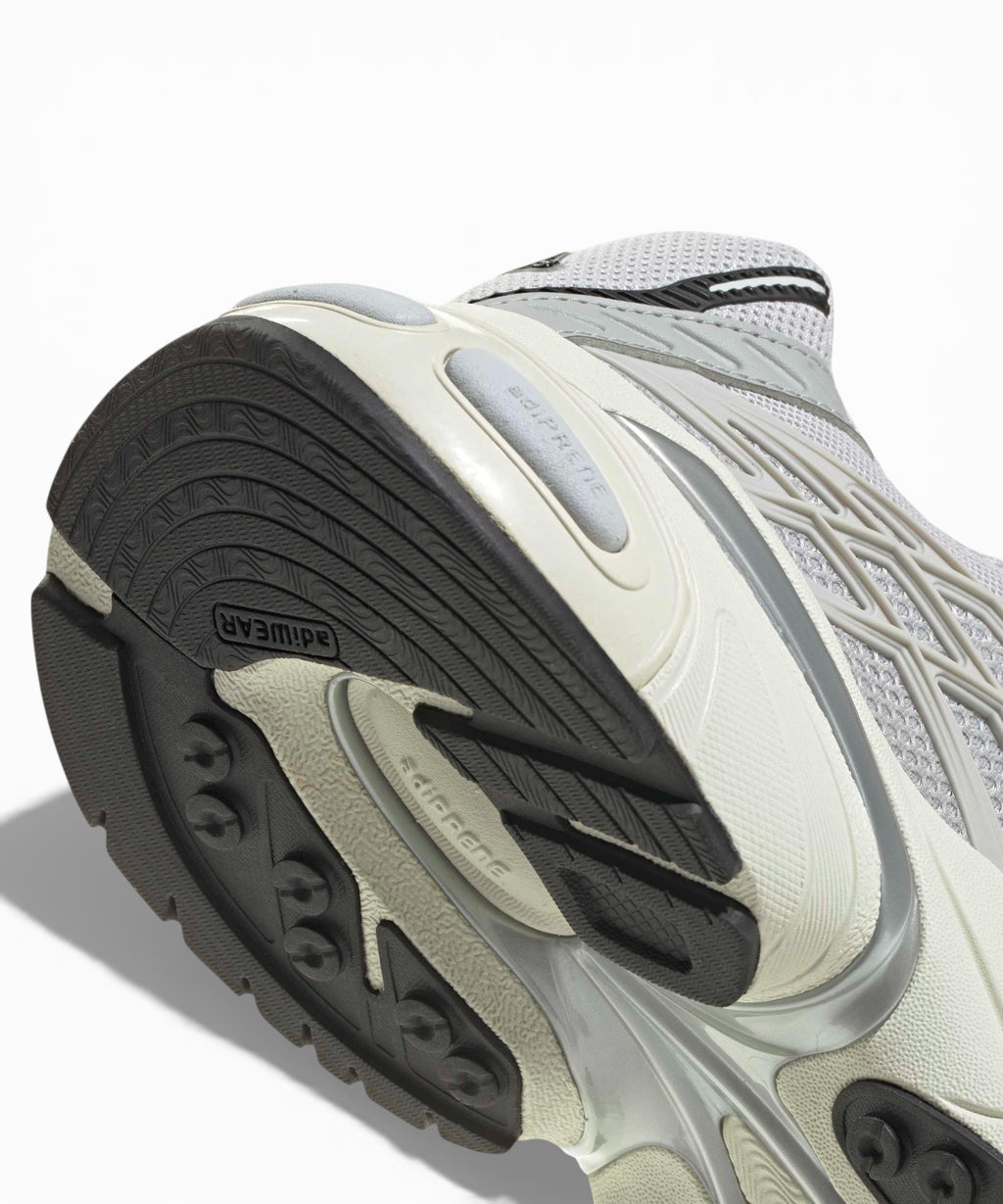 Baskets Adidas Adistar XLG 2.0 pour Confort et Style