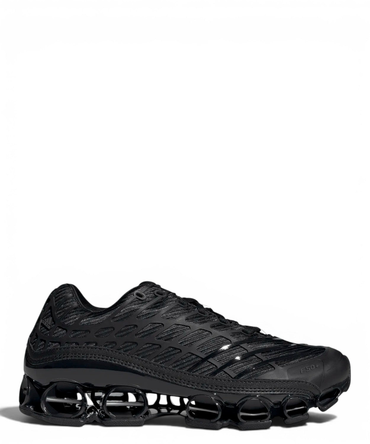 Baskets adidas Megaride F50 avec structure cage
