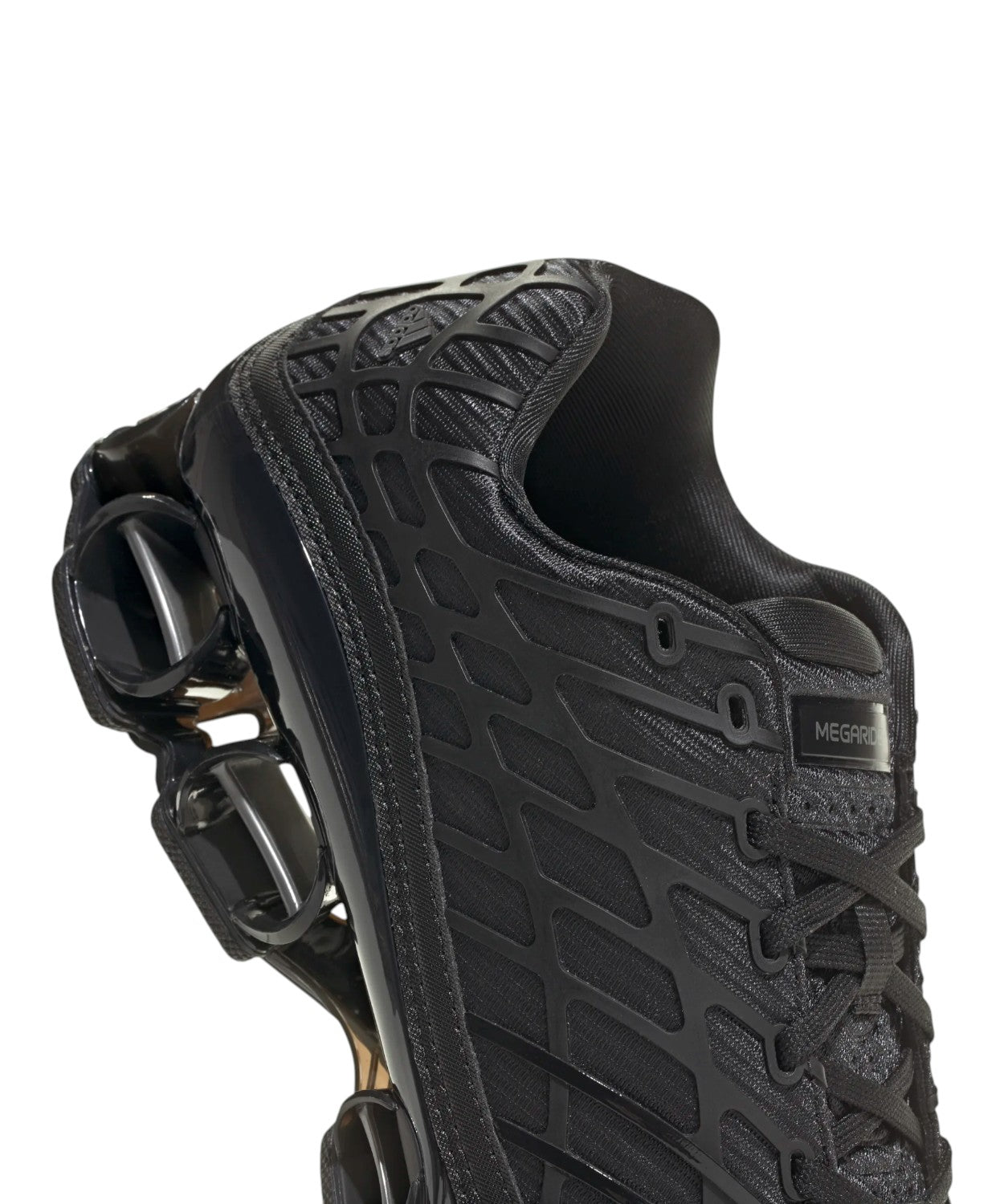 Baskets adidas Megaride F50 avec structure cage