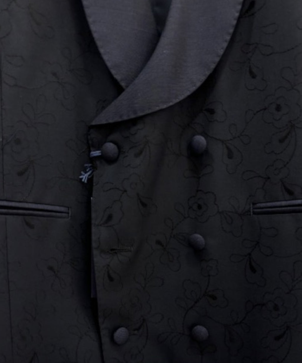 Robe Homme Lardini - Élégance Sartoriale pour Cérémonies