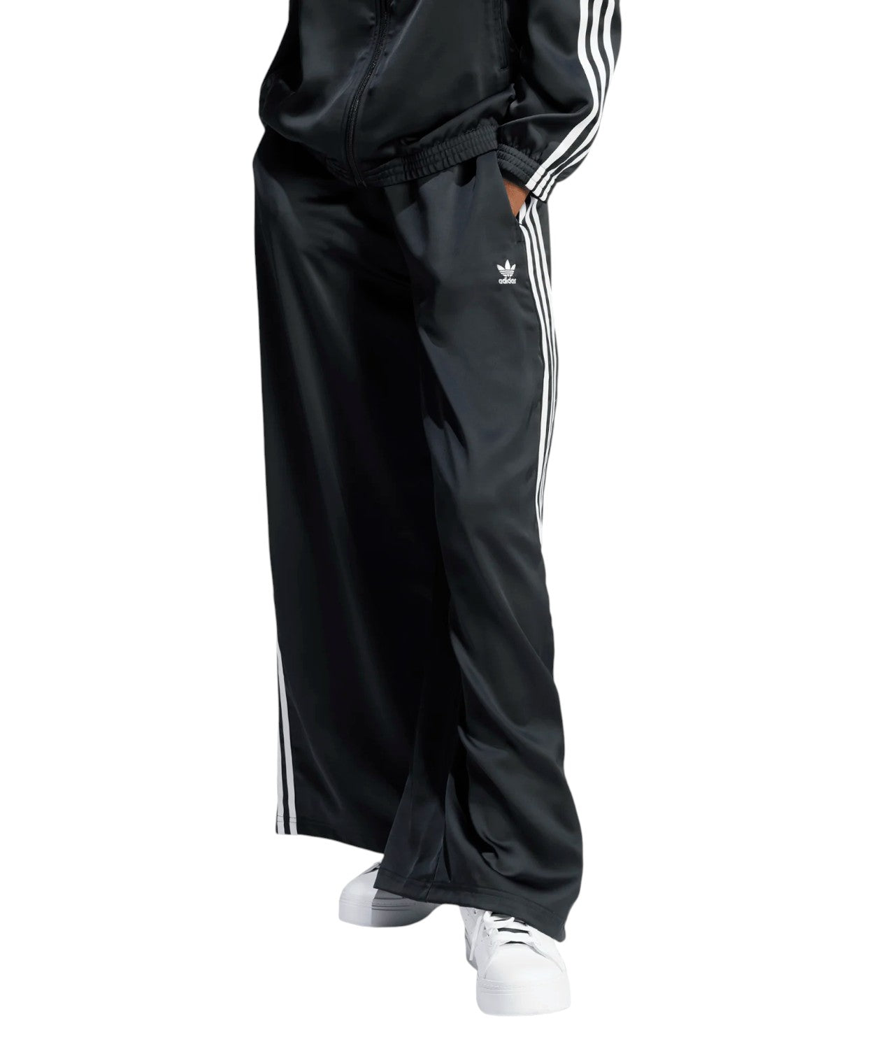Pantalon de survêtement adidas en satin, coupe large, pour un look moderne