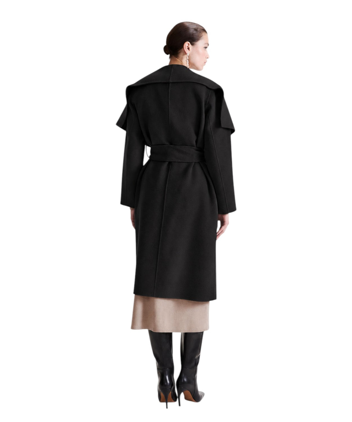 Manteau élégant pour femme en laine vierge avec ceinture