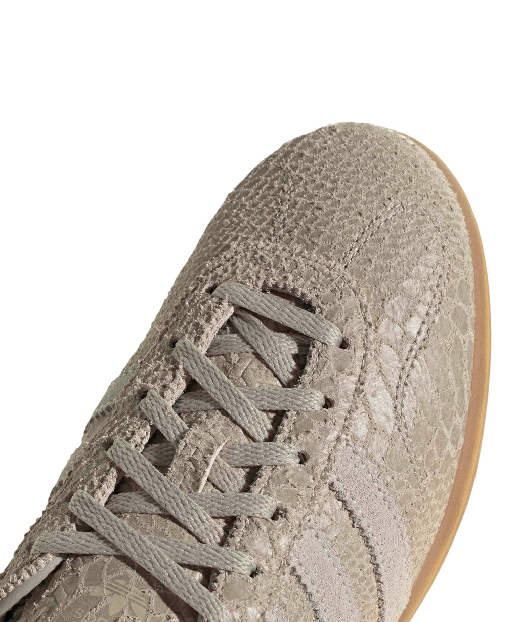 Baskets adidas Gazelle Lo Pro femme pour confort et style