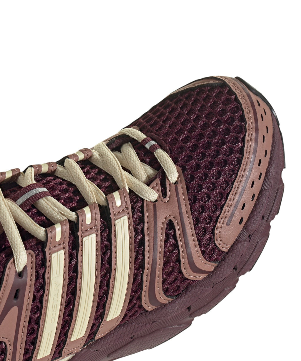 Scarpe adidas Adistar Control 5 per stile urbano