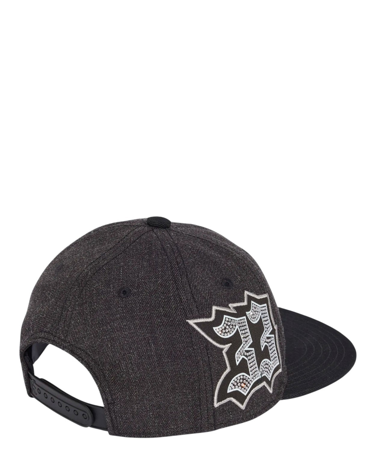 Casquette adidas Originals Rhinestone pour un style streetwear