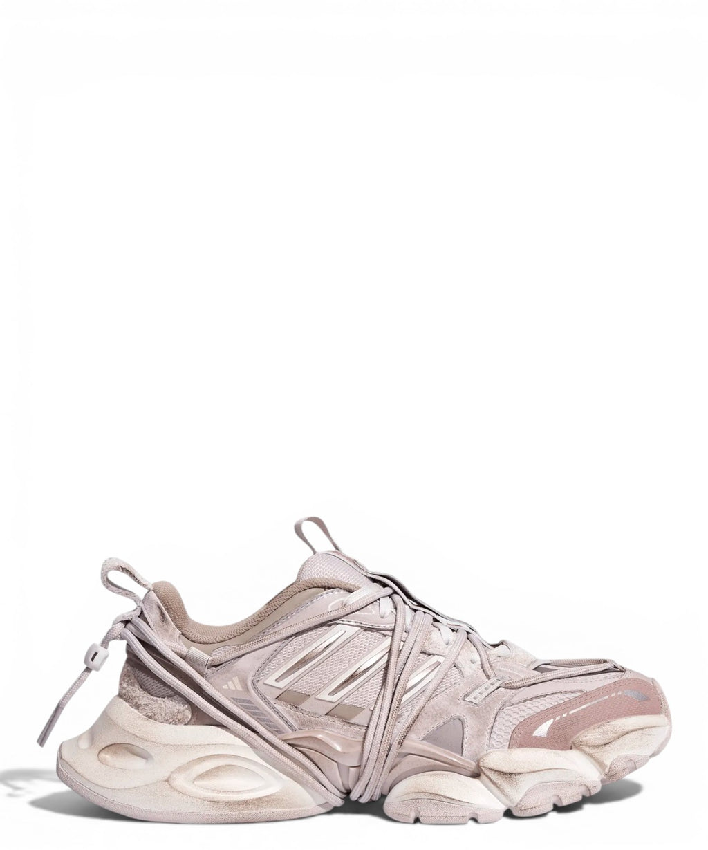 Adidas XLG Runner Deluxe 2.0: sneaker comode e versatili