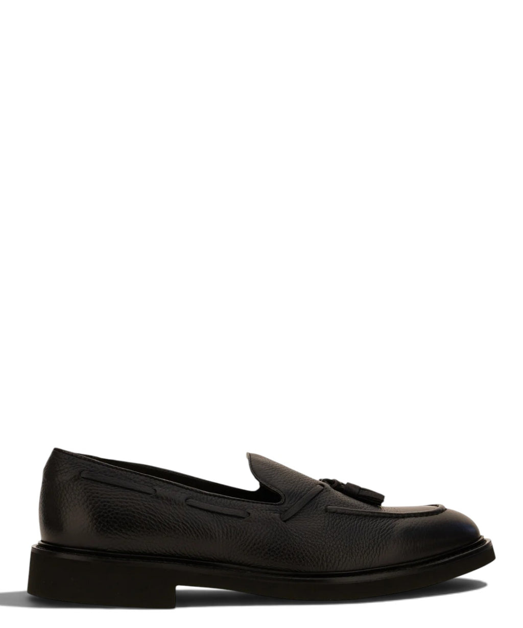 Mocassins Homme Doucal’s en cuir grainé avec pampilles