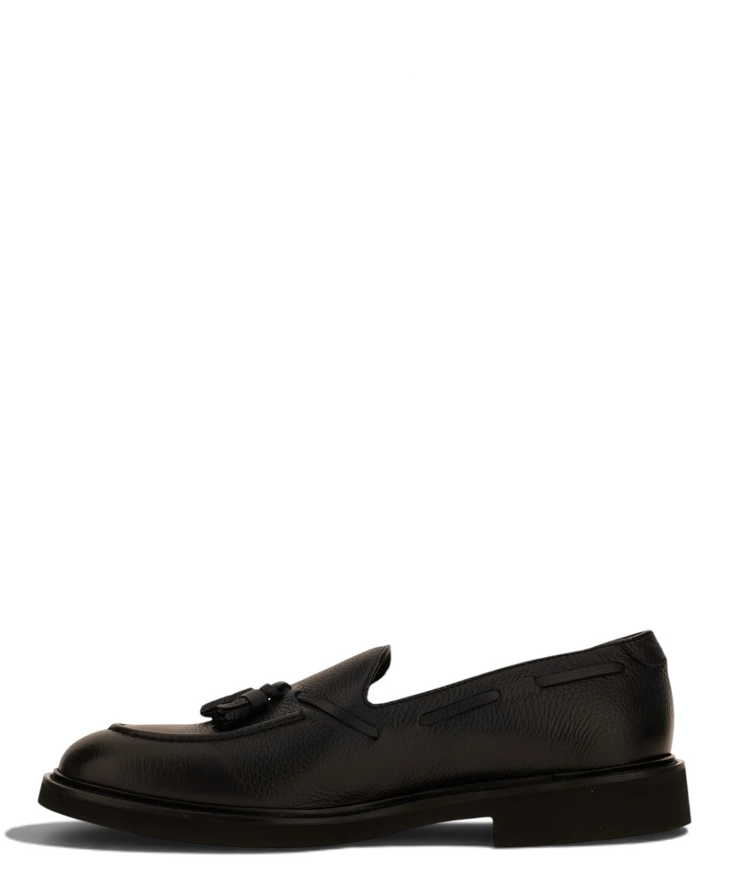 Mocassins Homme Doucal’s en cuir grainé avec pampilles