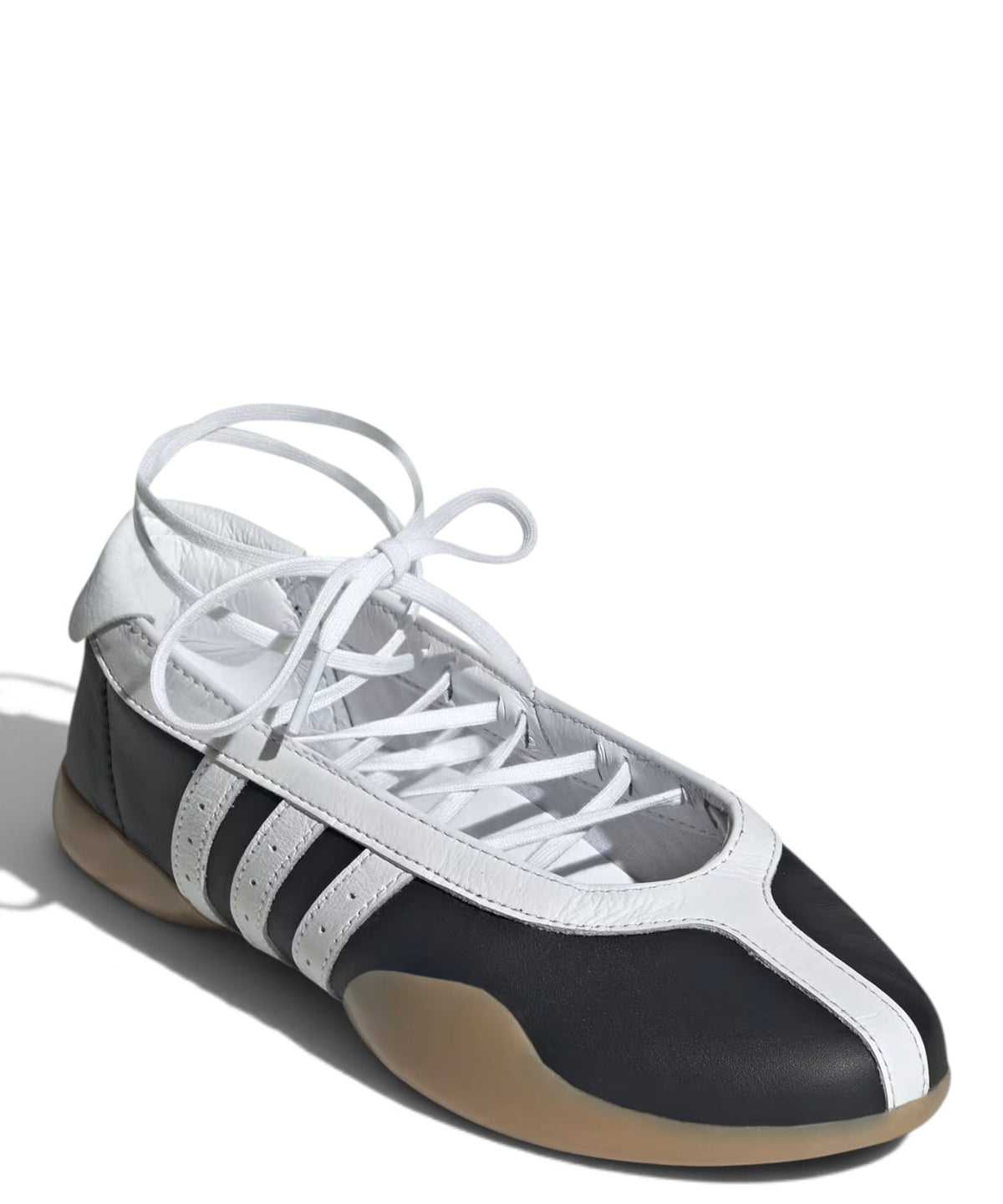 Baskets Adidas Taekwondo Mei Ballerines en cuir