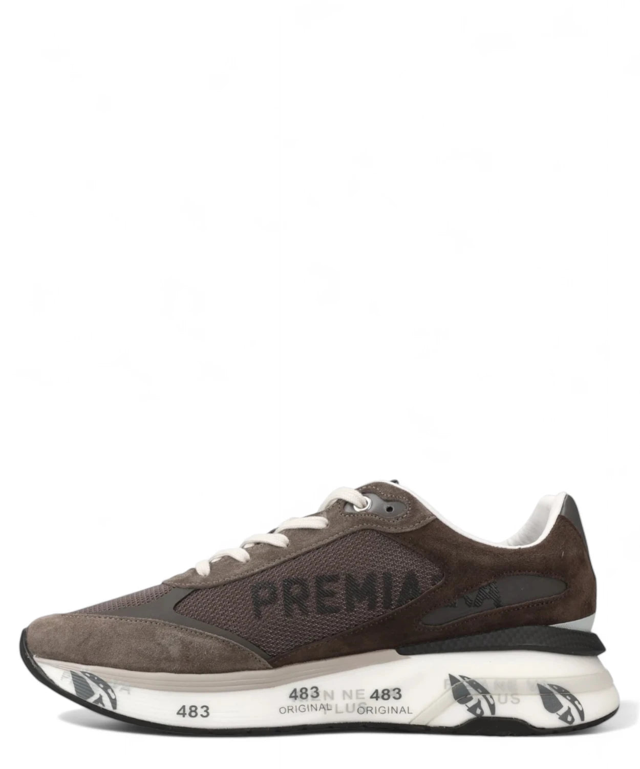 Sneakers Premiata Moerun 6446 - Innovazione e Stile da uomo, lato esterno con logo Premiata e tomaia in suede e mesh.