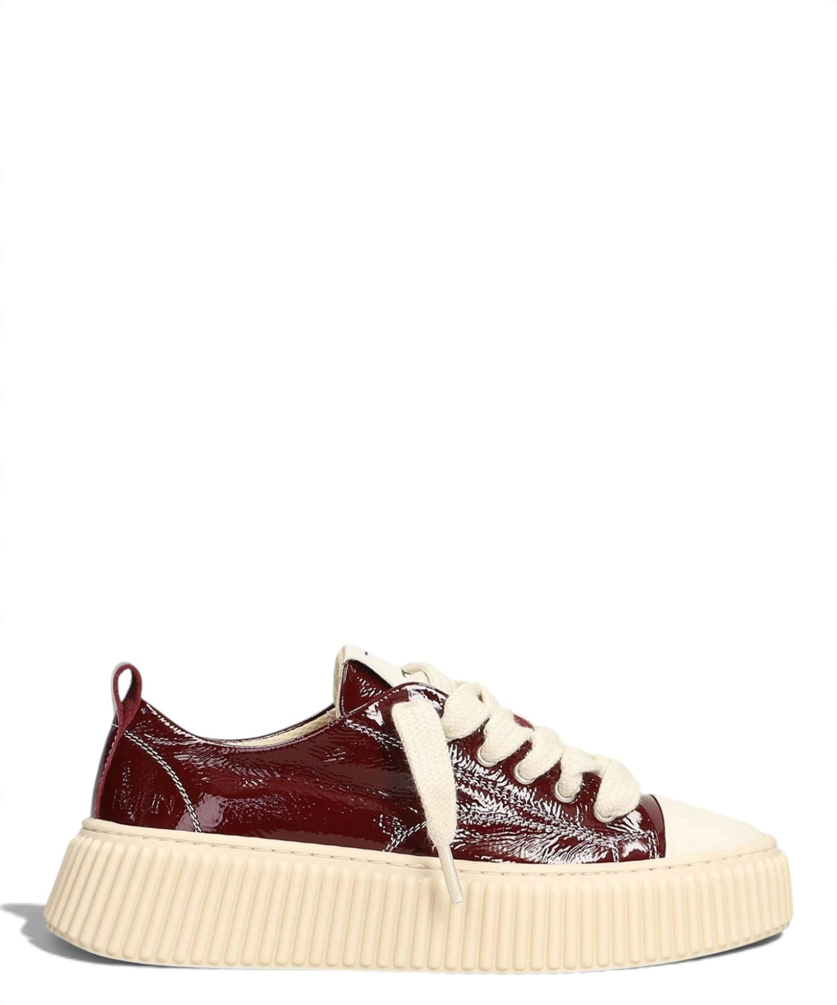 Rhun Baskets 2020 en vernis
