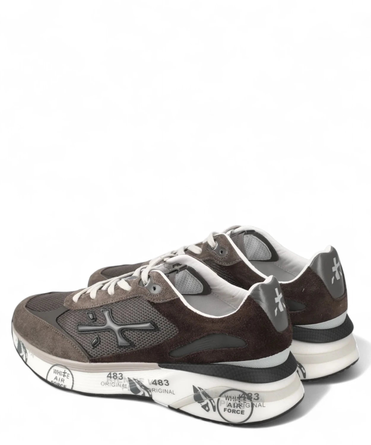 Sneakers Premiata Moerun 6446 - Innovazione e Stile, retro delle scarpe con logo sul tallone e suola con grafiche originali.