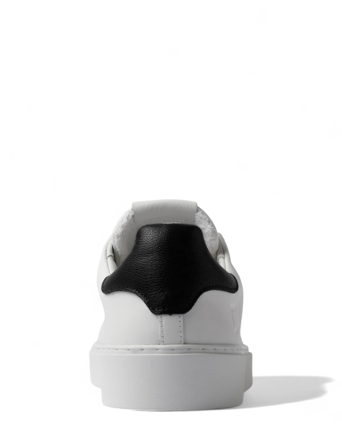Sneakers Levante Calf Bianco-Nero-D.A.T.E.-Sneakers-Vittorio Citro Boutique