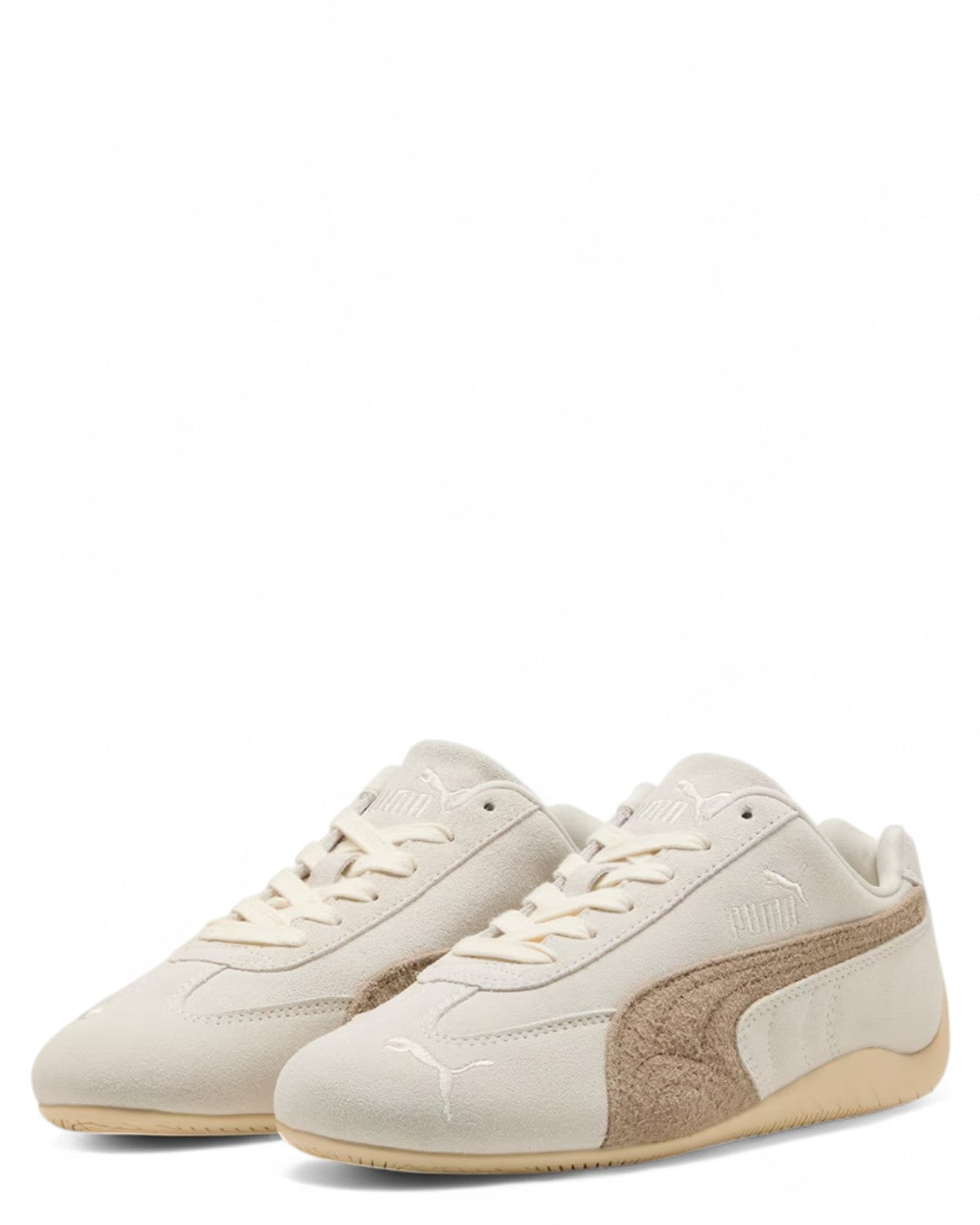 Sneakers Puma Speedcat Suede panna da donna, vista frontale e laterale, stile iconico e versatile per la stagione FW26.