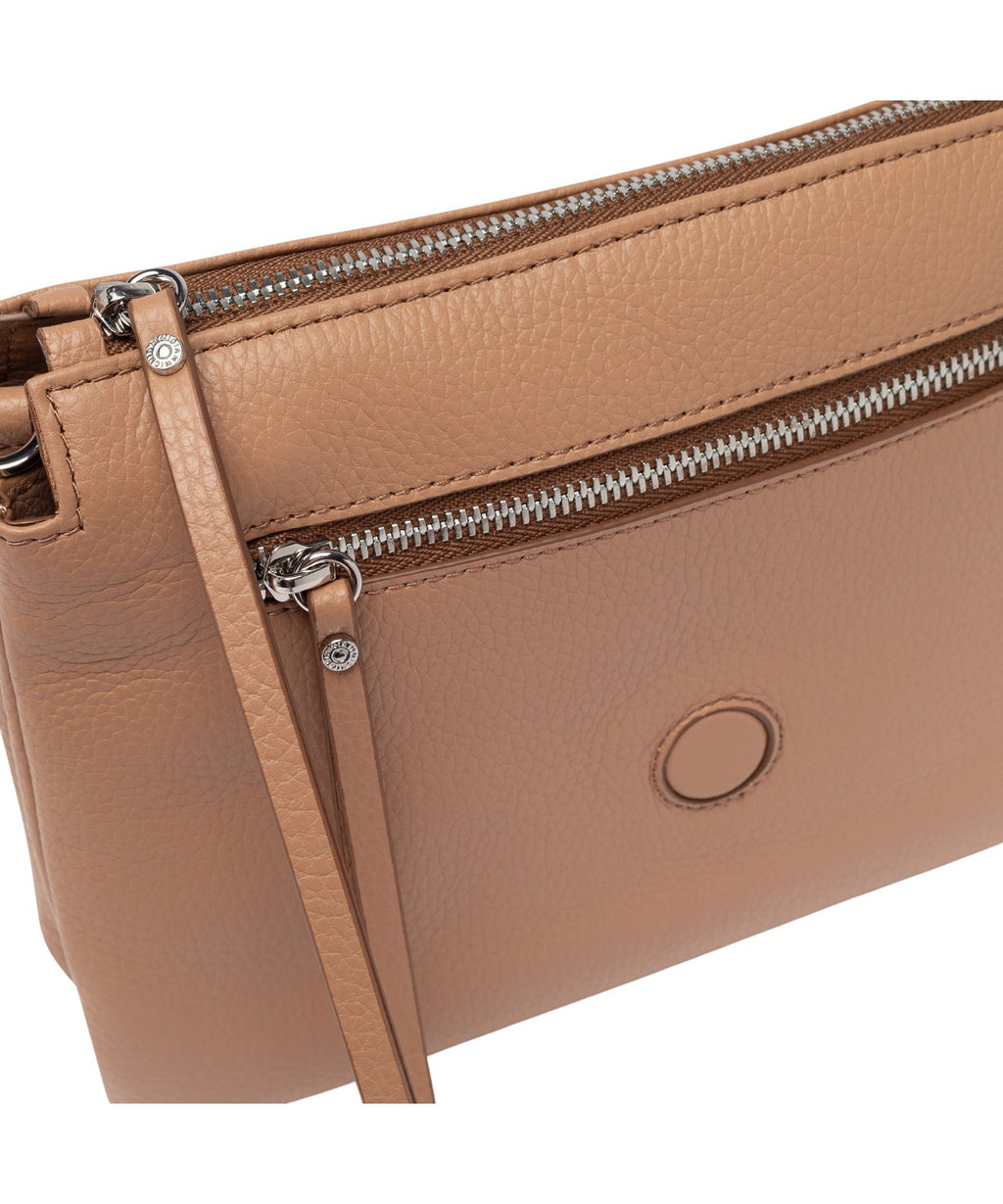 Sac Three Gianni Chiarini en cuir martelé