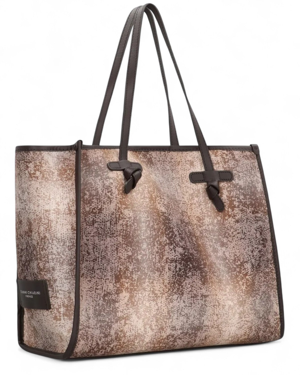 Shopping Bag Marcella con Nodo, borsa a spalla elegante con texture sfumata e struttura rigida, perfetta per outfit casual e chic.