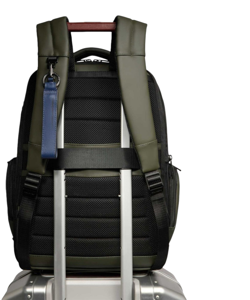 Sac à dos Piquadro Business extensible 27L avec système d'extension