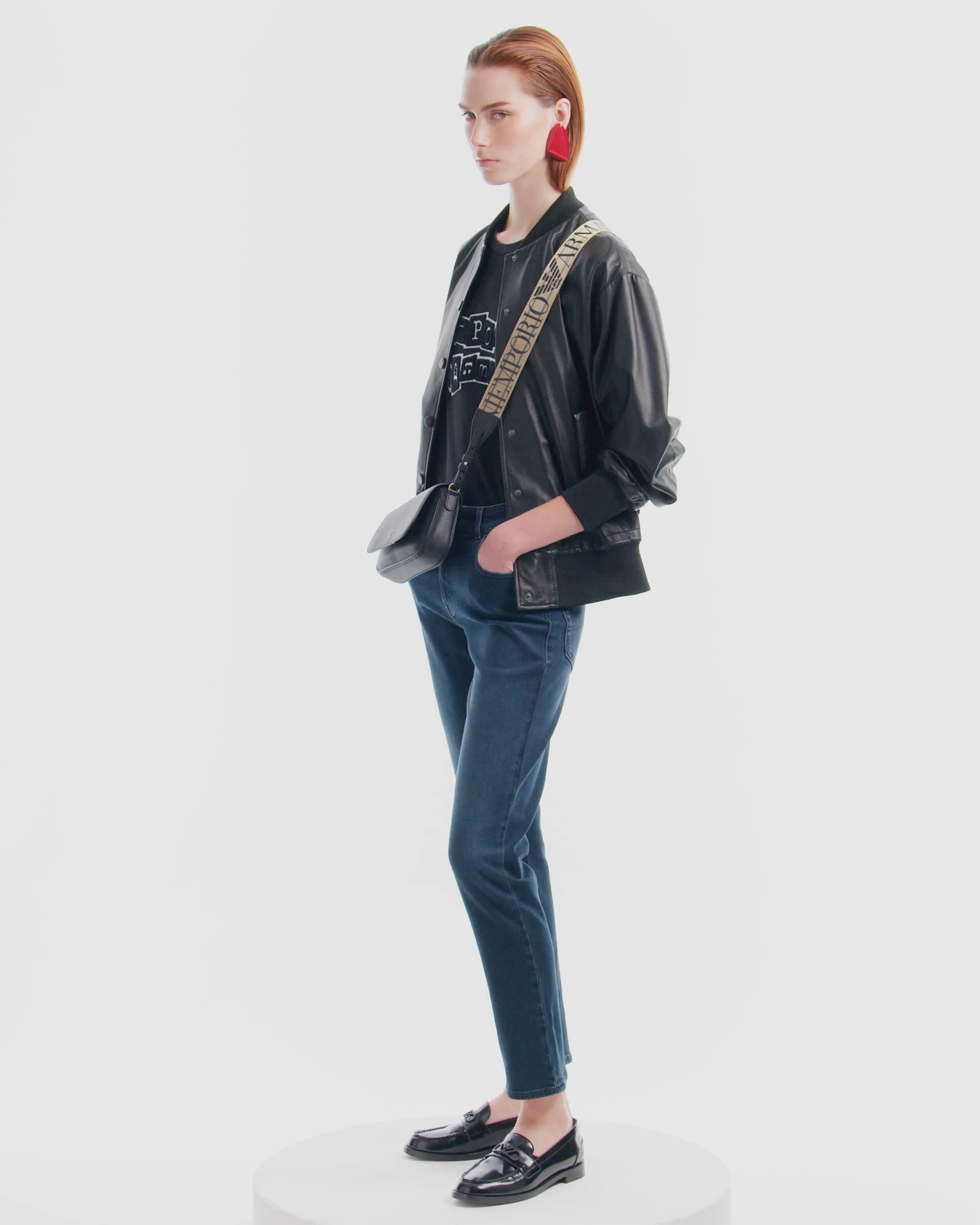 Mini bag stampa cervo con tracolla logata