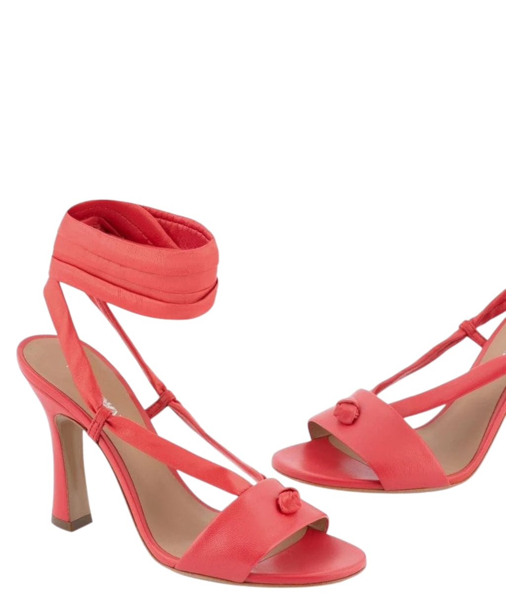Sandales en cuir avec lacets à la cheville