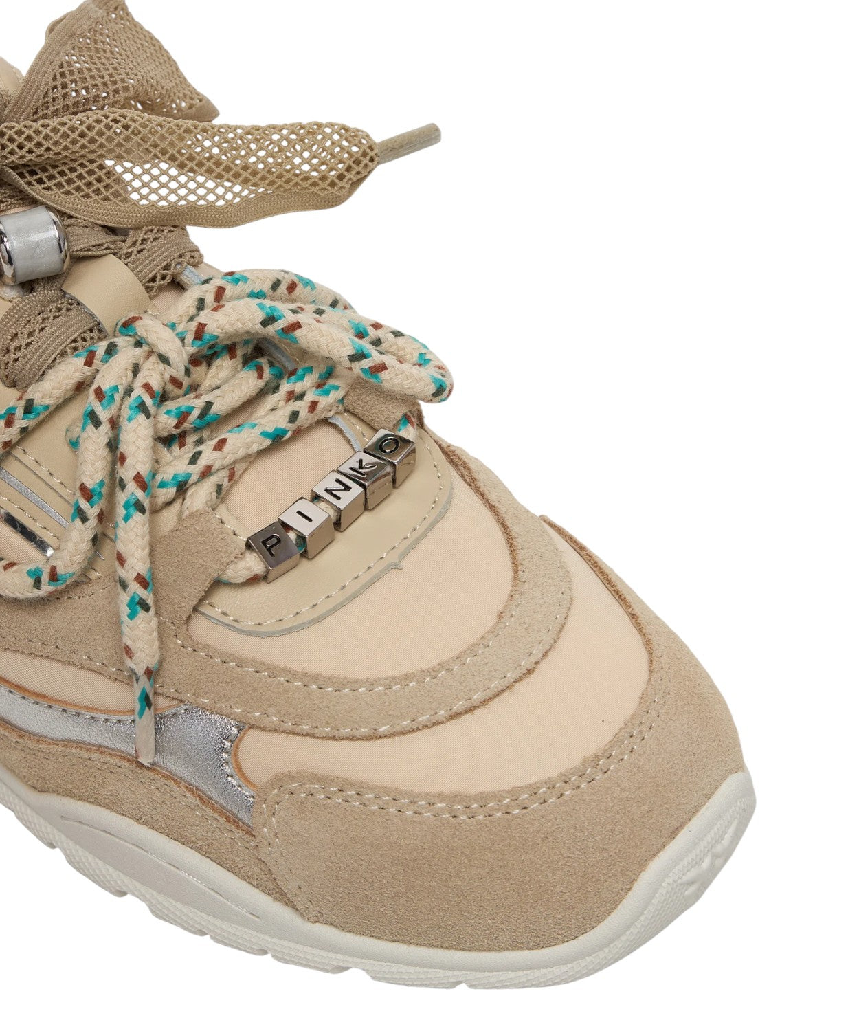 Sneakers Pinko YULIA 01: stile e comfort con doppi lacci