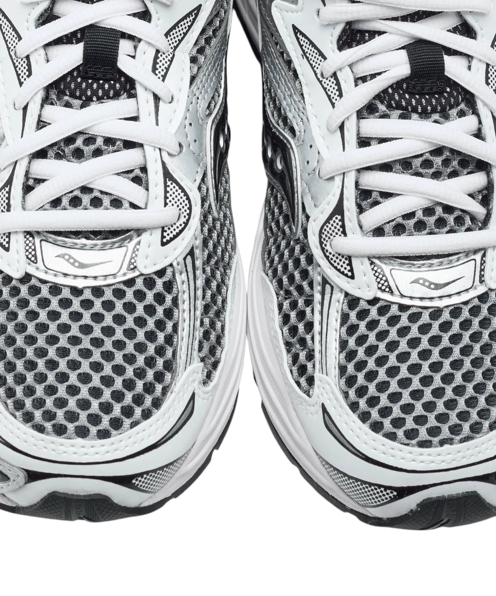 Baskets Saucony ProGrid Omni 9 OG Run As One Homme Course Lifestyle