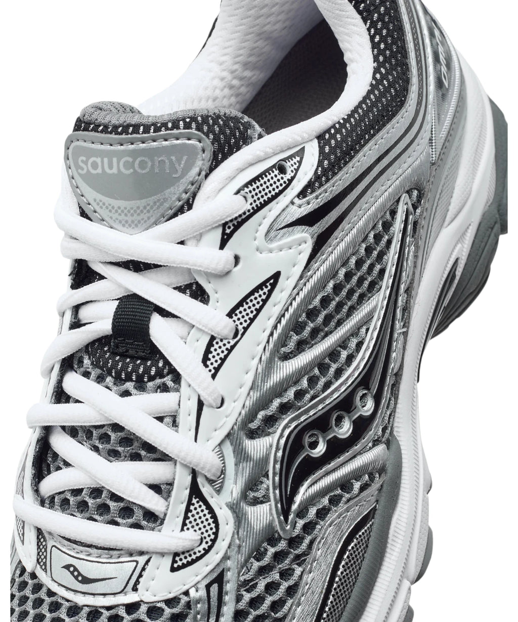 Baskets Saucony ProGrid Omni 9 OG Run As One Homme Course Lifestyle