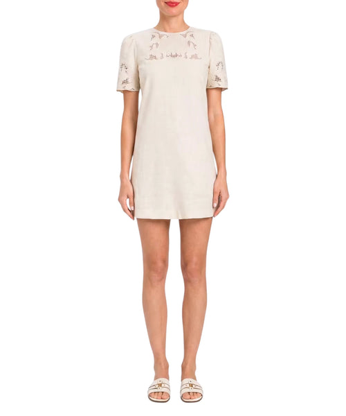 Robe courte en mélange de lin avec broderie élégante